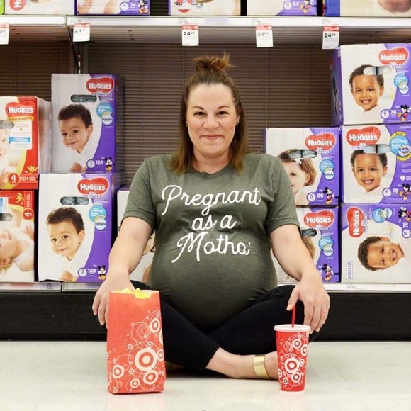 Meet your Posher, Lauren - Picture 3 of 4